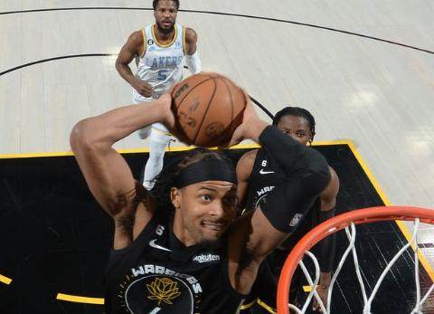 开云-三分投射低迷 勇士传切被湖人锁死主场憾负