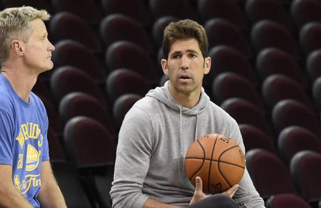 开云体育APP下载-人员危机向上蔓延 勇士能留住王朝功臣迈尔斯吗？